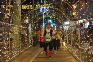 BIB: 5636, 3421
                            <button type="button" onclick="openModal(26274507)" class="btn btn-primary btn-sm float-right btn-popup" data-toggle="modal" data-target=".modal-high-quality">
                        <i class="fas fa-shopping-cart"></i> Add to Cart
                    </button>
                                            <button type="button" onclick="isThisMe(26274507, true)" class="btn btn-success btn-sm float-right btn-popup btn-isme hidden" data-toggle="tooltip" data-placement="bottom" title="นี่คือรูปของคุณใช่ไหม คลิกที่นี่เพื่อเอาเข้าอัลบั้ม">
                        <i class="fas fa-plus"></i> Add to album
                    </button>
                    <button type="button" onclick="isThisMe(26274507, false)" class="btn btn-warning btn-sm float-right btn-popup btn-isnotme hidden">
                        <i class="fas fa-ban"></i> Remove from album
                    </button>